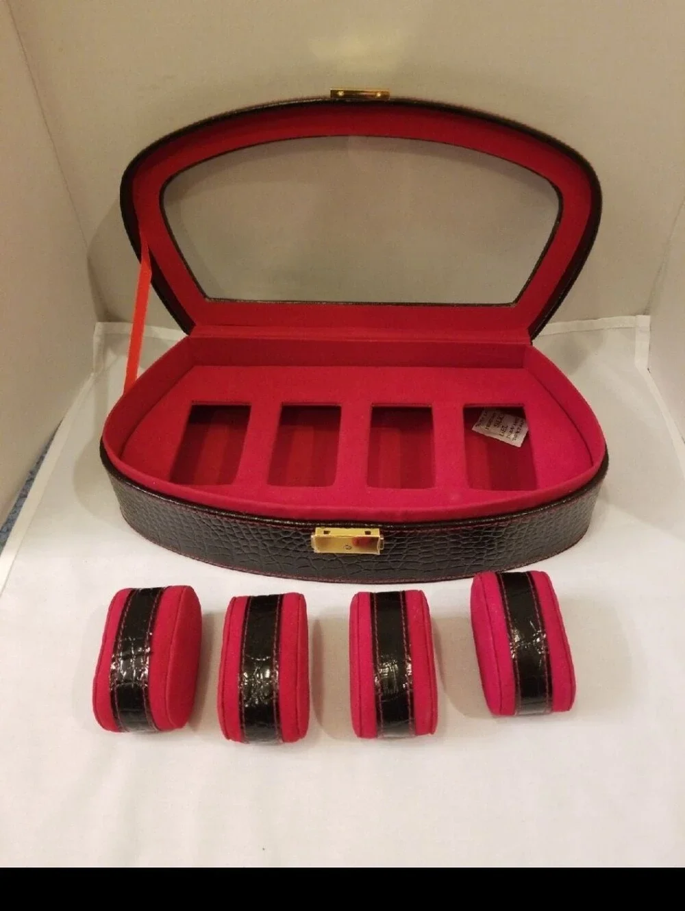 Black Croc-Effect Men's Watch Travel Case with Red Interior